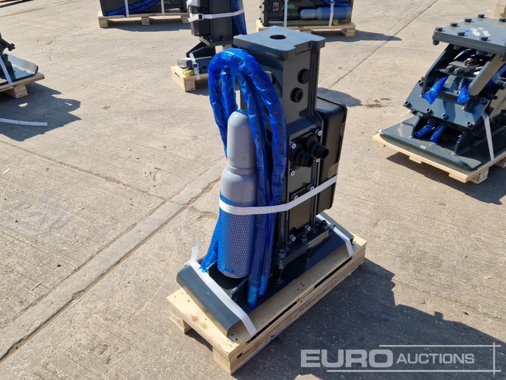 Unused 2025 Hydraulic Breaker to suit Skidsteer - Гидромолот: фото 3 Unused 2025 Hydraulic Breaker to suit Skidsteer - Гидромолот: фото 3