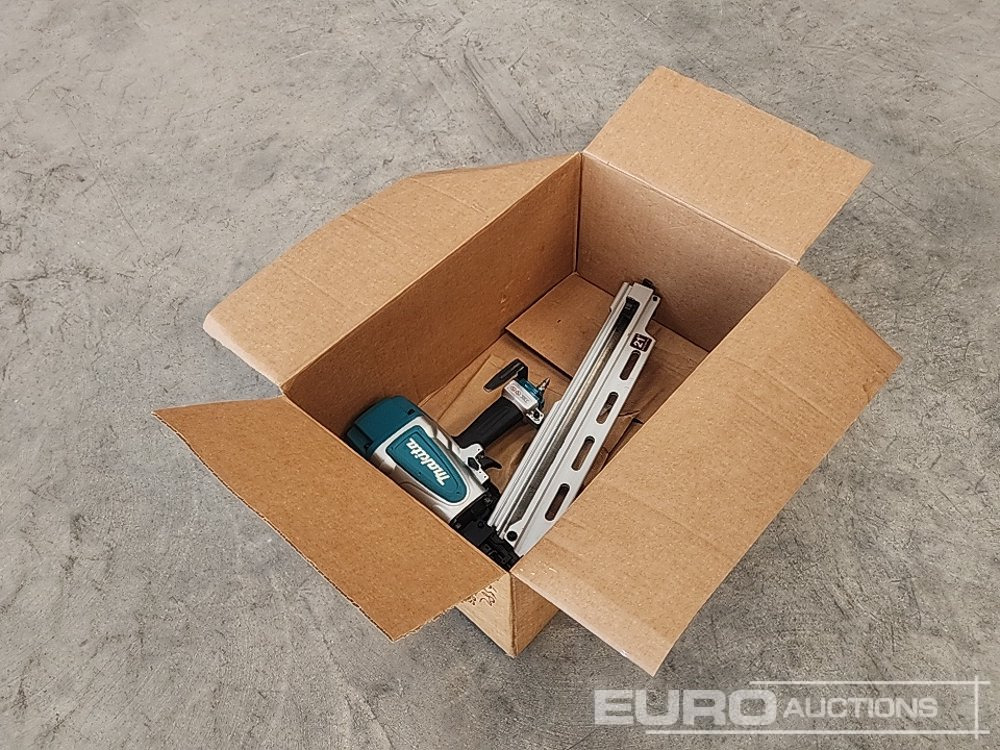 Строительное оборудование Unused Makita AN924 Pneumatic Nailer (Body Only): фото 17
