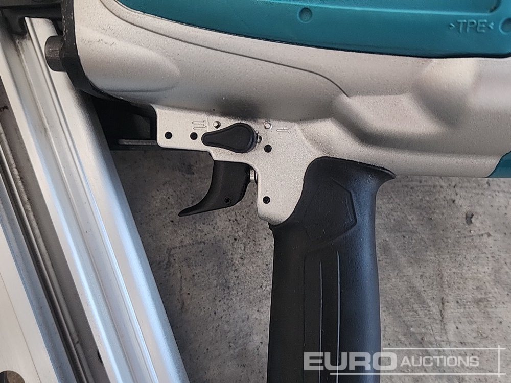 Строительное оборудование Unused Makita AN924 Pneumatic Nailer (Body Only): фото 8