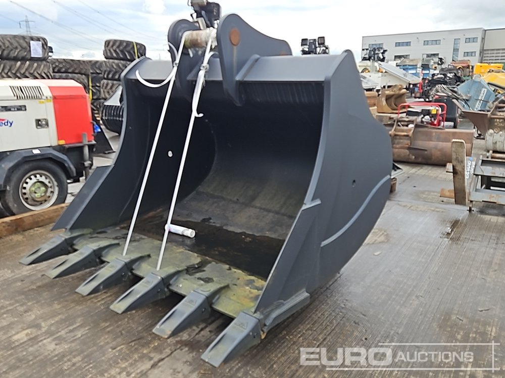 Unused Miller 70" Digging Bucket 90mm Pin to suit 30 Ton Excavator - Ковш: фото 1 Unused Miller 70" Digging Bucket 90mm Pin to suit 30 Ton Excavator - Ковш: фото 1