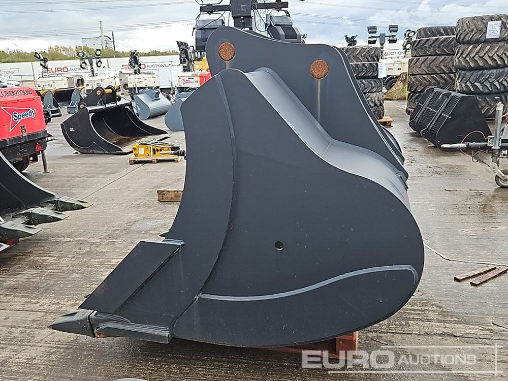 Unused Miller 70" Digging Bucket 90mm Pin to suit 30 Ton Excavator - Ковш: фото 2 Unused Miller 70" Digging Bucket 90mm Pin to suit 30 Ton Excavator - Ковш: фото 2