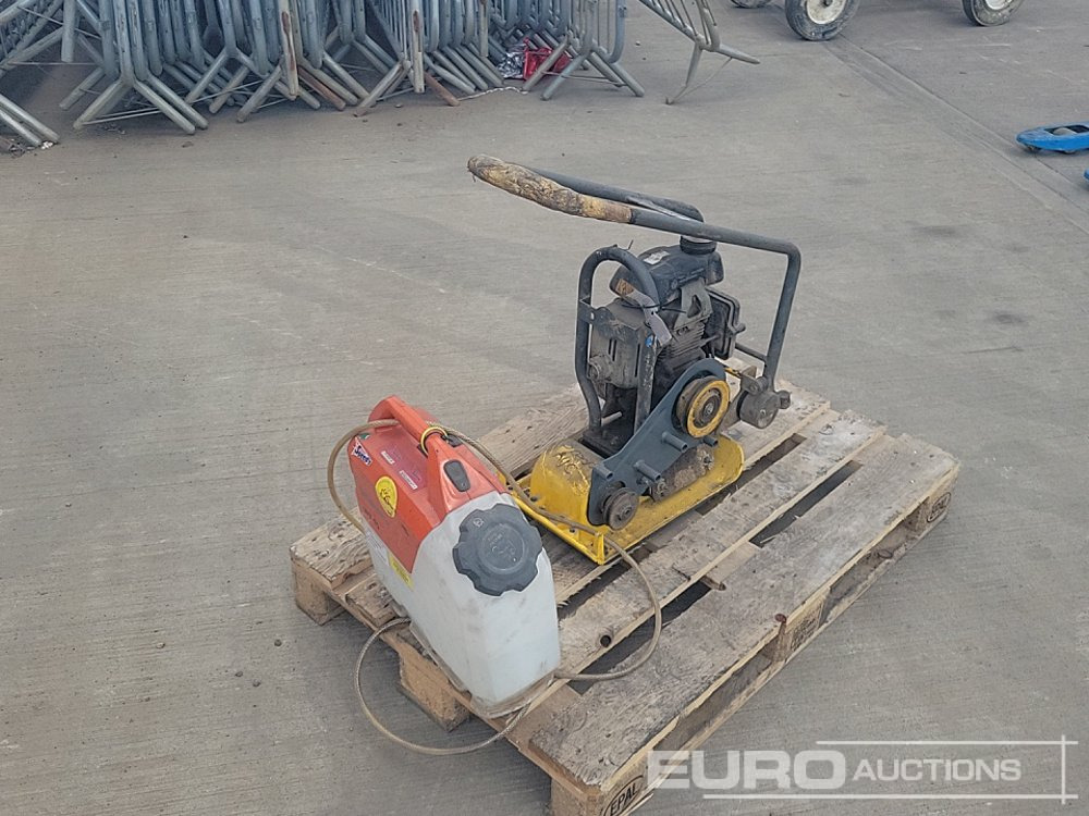 Wacker Neuson Diesel Compaction Plate (Spares), Husqvarna Battery Powered Water Tank - Асфальтоукладочная техника: фото 1 Wacker Neuson Diesel Compaction Plate (Spares), Husqvarna Battery Powered Water Tank - Асфальтоукладочная техника: фото 1