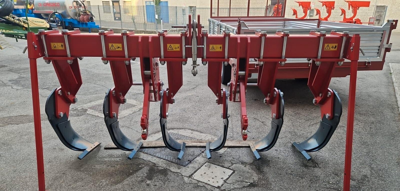 Dissodatore 6 ancore nuovo Kverneland CLI 630 - Глубокорыхлитель: фото 1 Dissodatore 6 ancore nuovo Kverneland CLI 630 - Глубокорыхлитель: фото 1