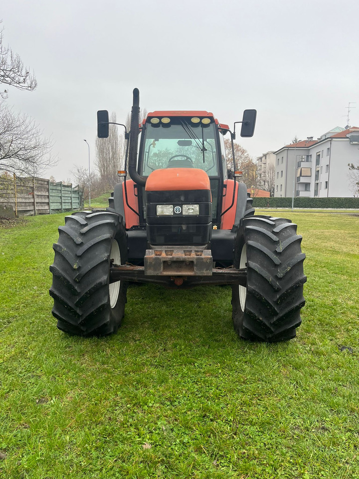 Trattore usato New Holland M160 - Трактор: фото 4 Trattore usato New Holland M160 - Трактор: фото 4