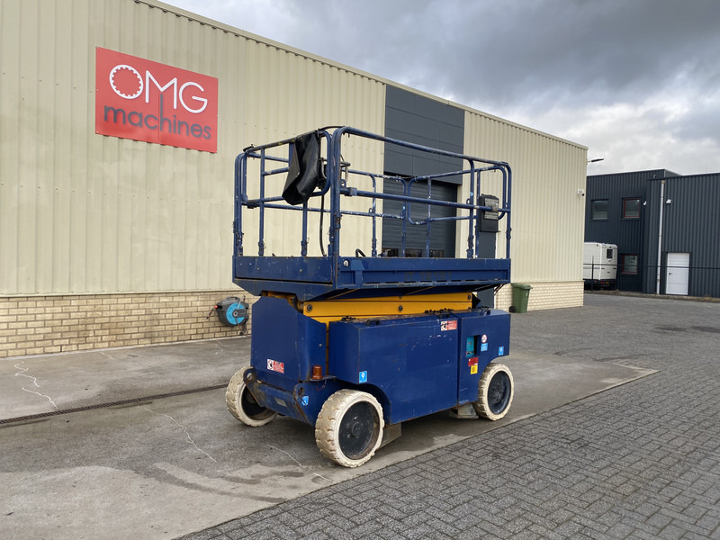 Iteco IT12151, Schaar hoogwerker, 14 meter - Ножничный подъемник: фото 2 Iteco IT12151, Schaar hoogwerker, 14 meter - Ножничный подъемник: фото 2