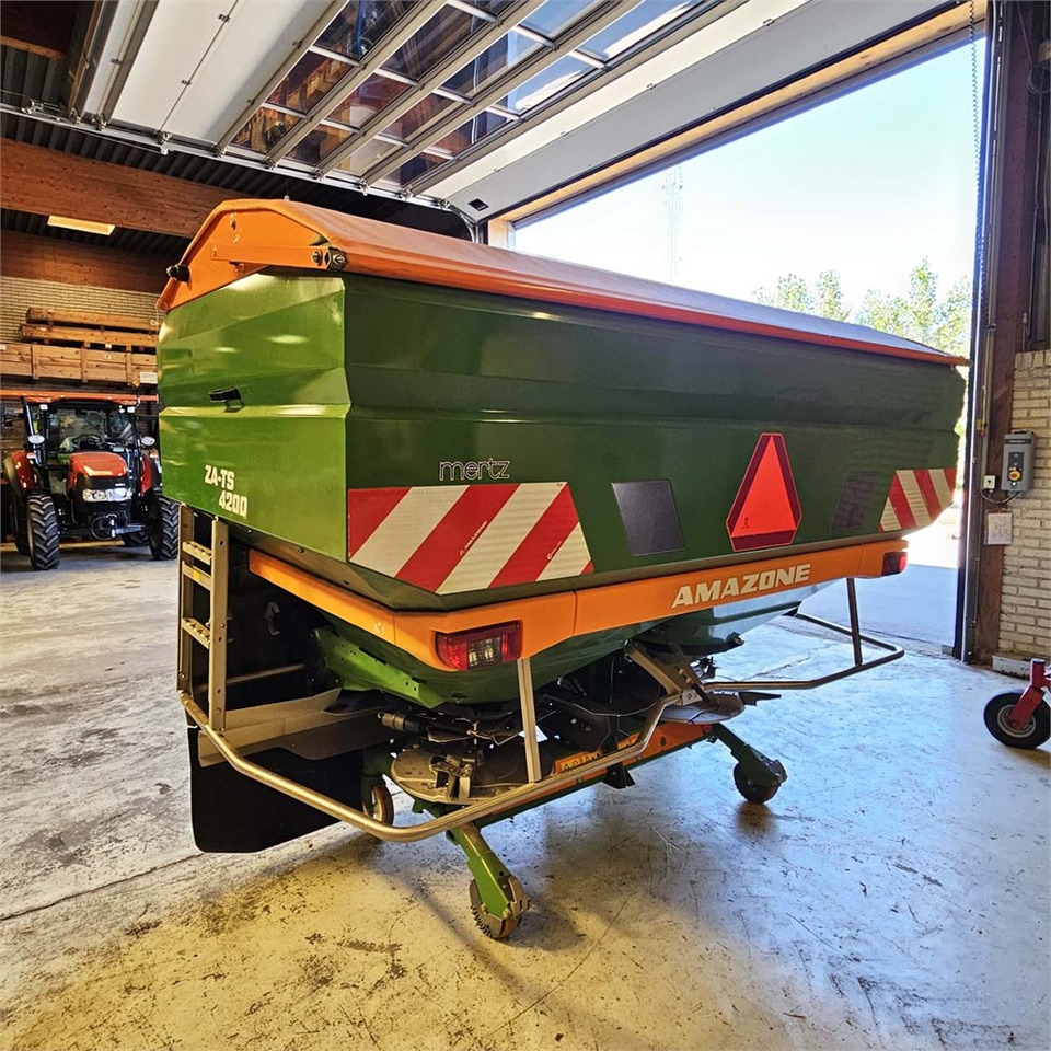 Amazone ZA-TS 4200 - Техника для внесения удобрений: фото 5 Amazone ZA-TS 4200 - Техника для внесения удобрений: фото 5