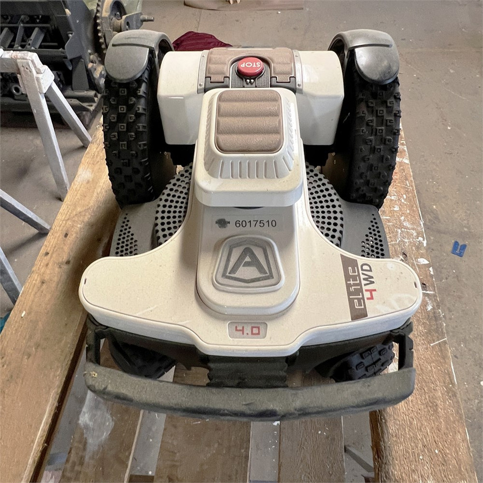 Ambrogio 4.0 Elite Premium - Газонокосилка: фото 1 Ambrogio 4.0 Elite Premium - Газонокосилка: фото 1