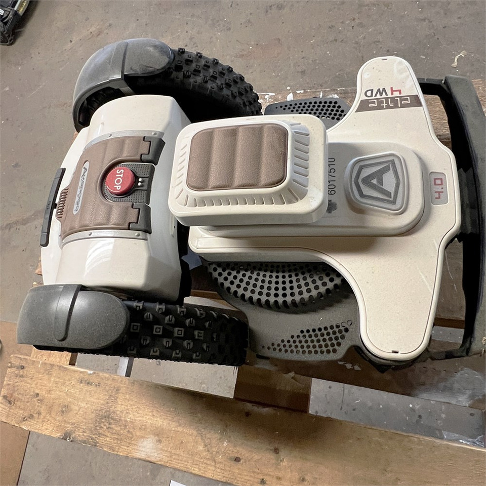 Ambrogio 4.0 Elite Premium - Газонокосилка: фото 5 Ambrogio 4.0 Elite Premium - Газонокосилка: фото 5