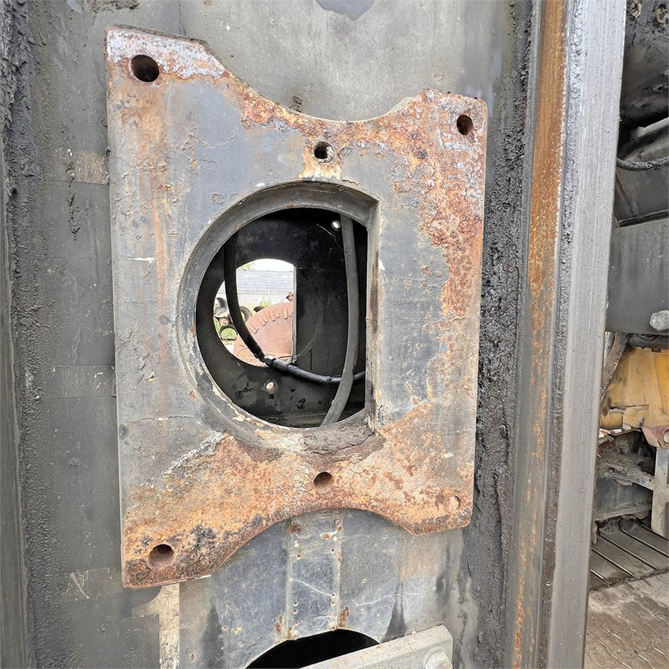 Сваебойная установка Banut 655: фото 44