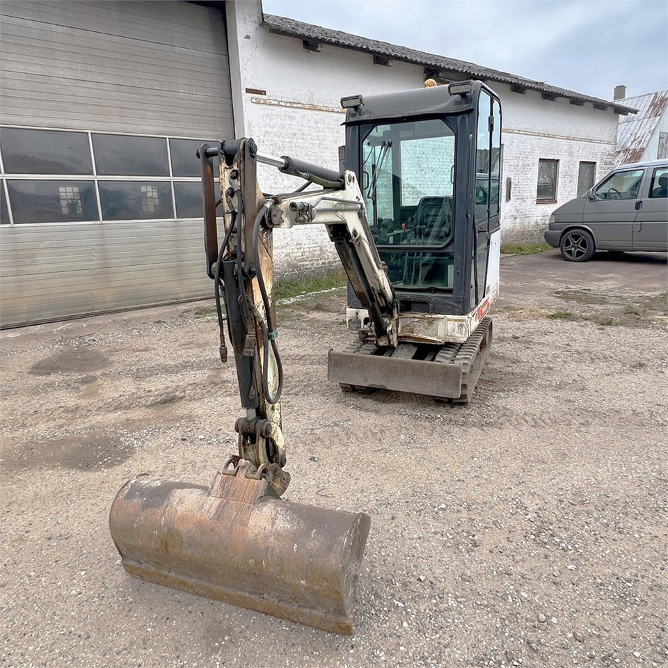 Bobcat 320 - Мини-экскаватор: фото 2 Bobcat 320 - Мини-экскаватор: фото 2