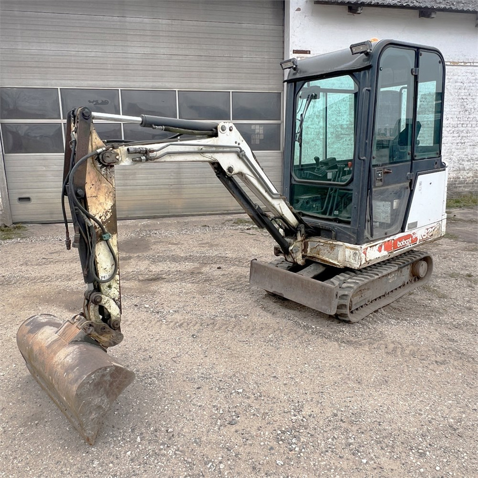 Bobcat 320 - Мини-экскаватор: фото 3 Bobcat 320 - Мини-экскаватор: фото 3