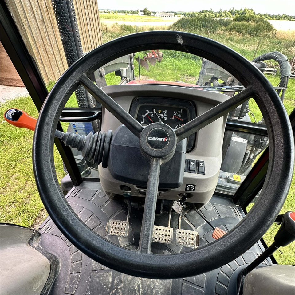 Трактор Case IH Farmall 65 A: фото 23