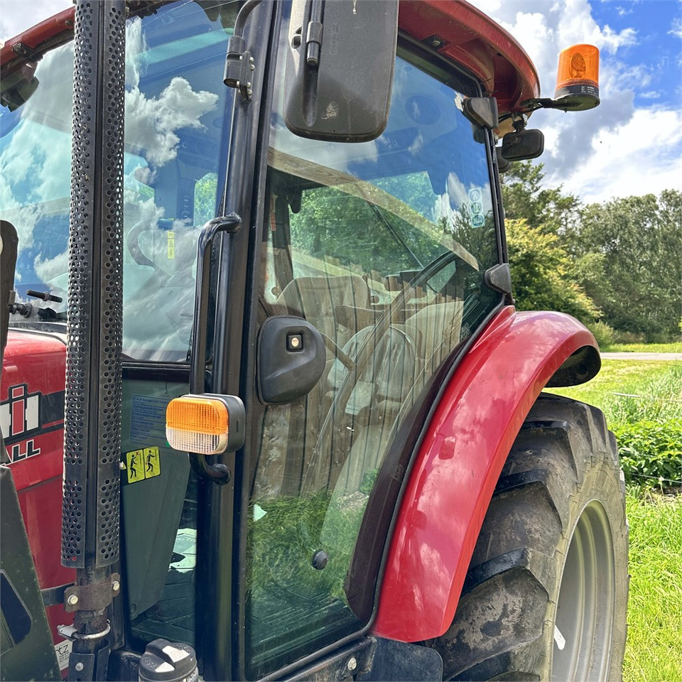 Трактор Case IH Farmall 65 A: фото 16