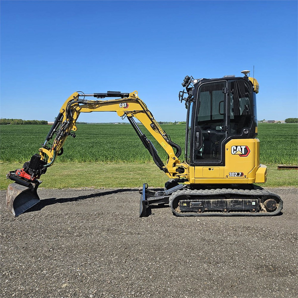 Caterpillar 302.7 CR - Мини-экскаватор: фото 1 Caterpillar 302.7 CR - Мини-экскаватор: фото 1