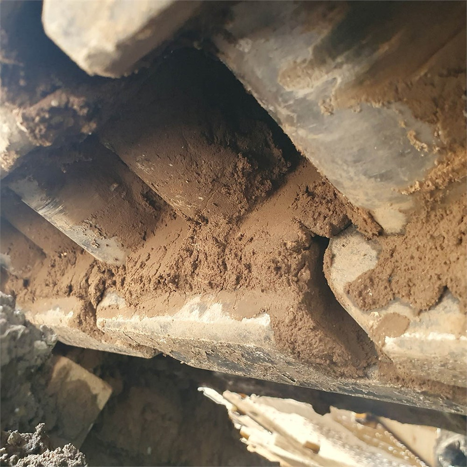 Гусеничный экскаватор Caterpillar 323 EL: фото 44