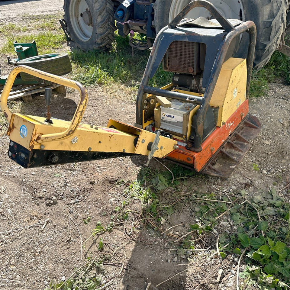 Виброплита Dynapac LG500: фото 7 Виброплита Dynapac LG500: фото 7