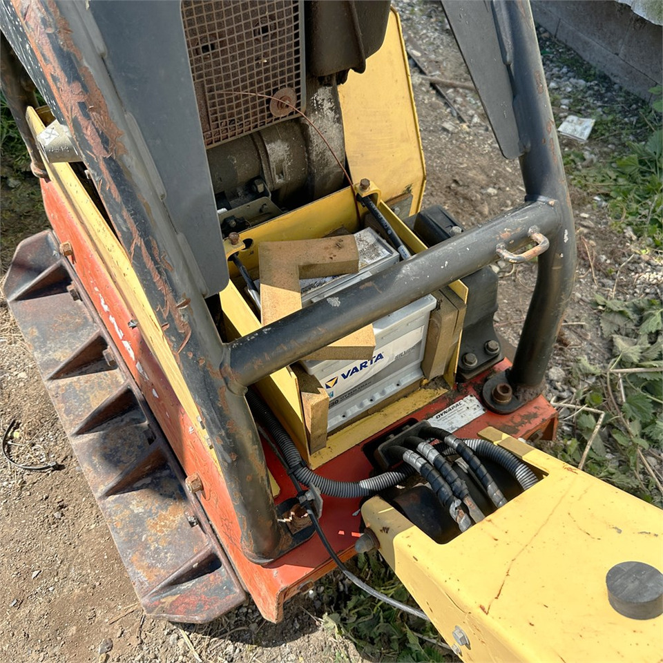 Виброплита Dynapac LG500: фото 10 Виброплита Dynapac LG500: фото 10