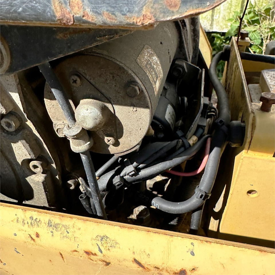 Виброплита Dynapac LG500: фото 12 Виброплита Dynapac LG500: фото 12