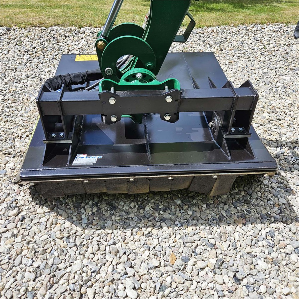 GreenTec GT 135 - Лесной мульчер: фото 3 GreenTec GT 135 - Лесной мульчер: фото 3