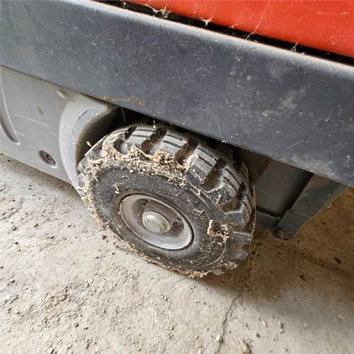 Промышленная подметальная машина Hako 980 E: фото 15