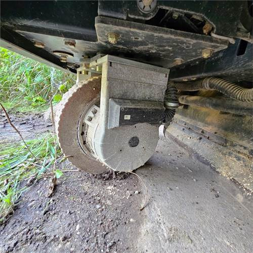 Промышленная подметальная машина Hako 980 E: фото 9