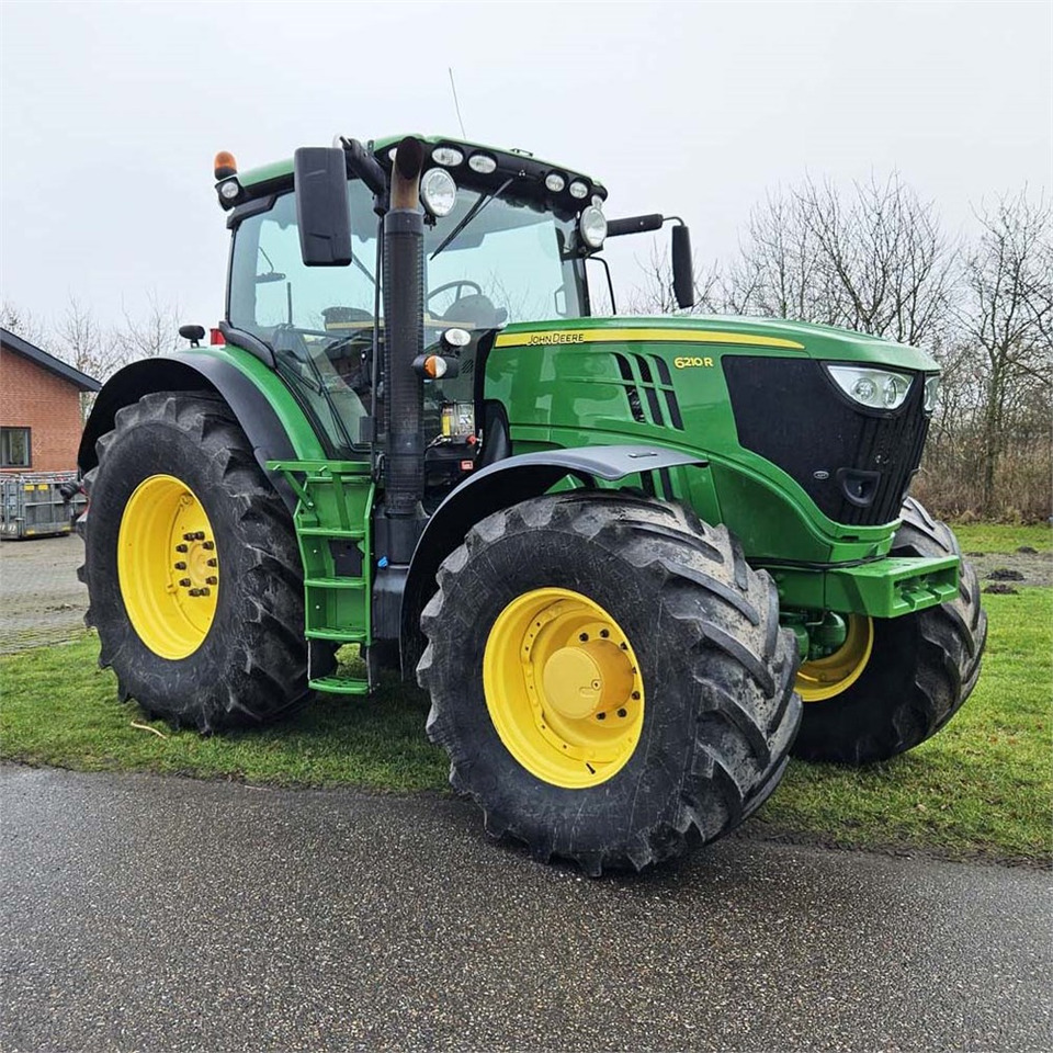 John Deere 6210 R - Трактор: фото 1 John Deere 6210 R - Трактор: фото 1