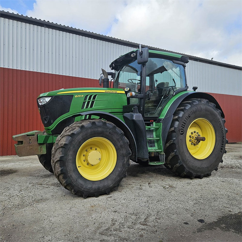 John Deere 6210 R - Трактор: фото 1 John Deere 6210 R - Трактор: фото 1