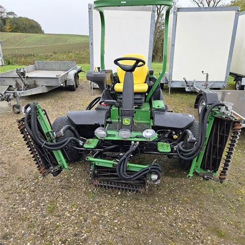 John Deere 7700 Precisioncut - Газонокосилка: фото 2 John Deere 7700 Precisioncut - Газонокосилка: фото 2