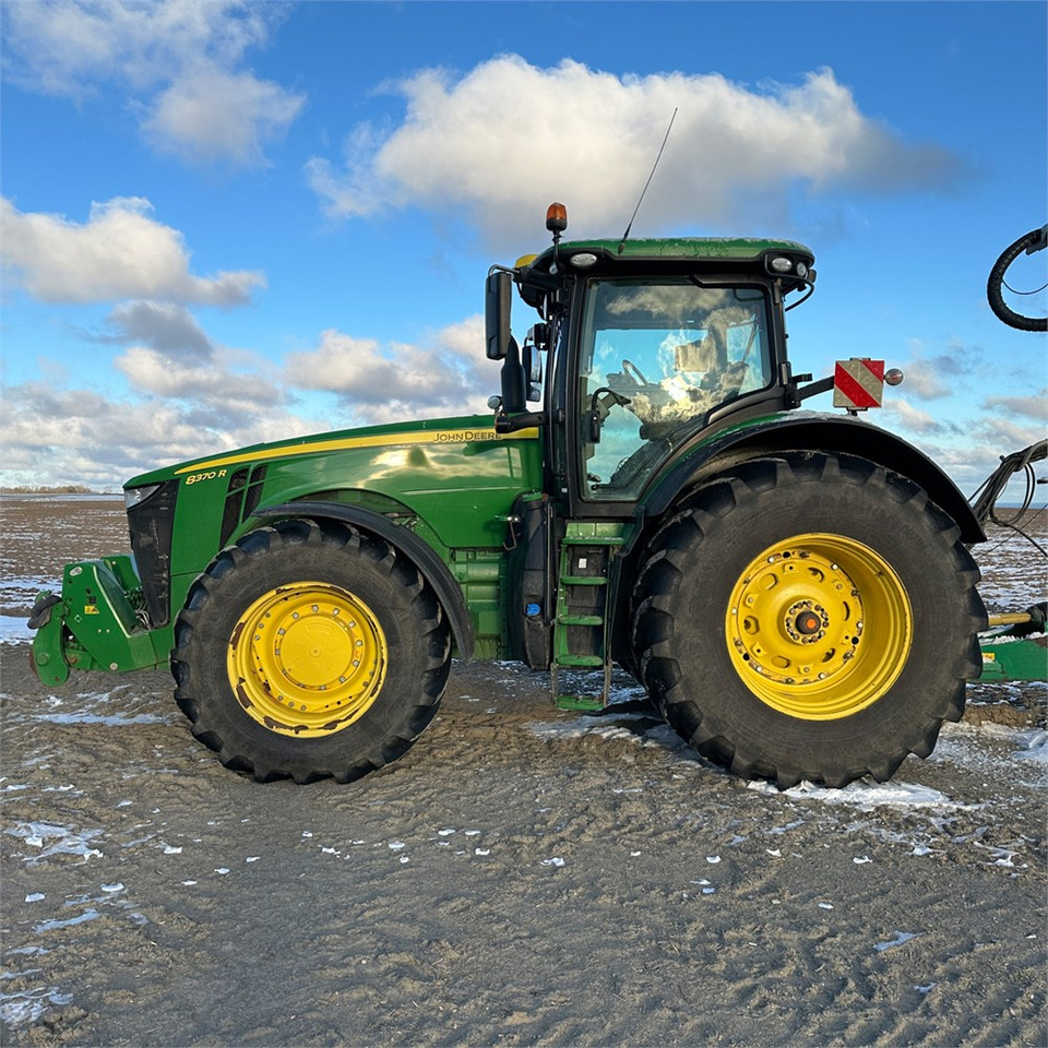 John Deere 8370 R - Трактор: фото 3 John Deere 8370 R - Трактор: фото 3