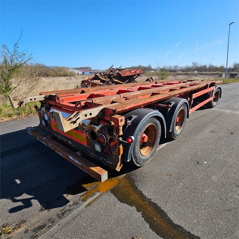 Kel-Berg T45k-2 - Прицеп мультилифт/ Бункеровоз: фото 3 Kel-Berg T45k-2 - Прицеп мультилифт/ Бункеровоз: фото 3