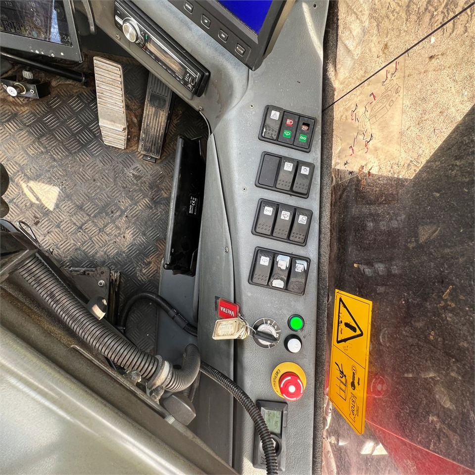 Харвестер Komatsu 901 TX.1: фото 23