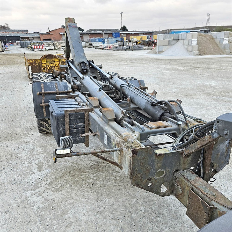 Прицеп мультилифт/ Бункеровоз Krampe THL 20 P: фото 18