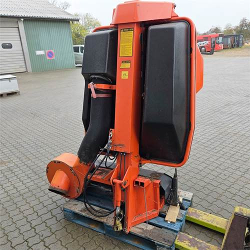 Kubota Græsopsamler - Садовое оборудование: фото 1 Kubota Græsopsamler - Садовое оборудование: фото 1