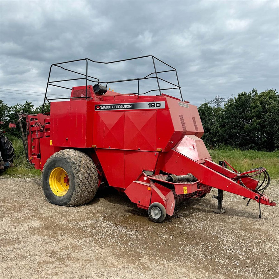 Massey Ferguson 190 - Техника для сенозаготовки: фото 1 Massey Ferguson 190 - Техника для сенозаготовки: фото 1