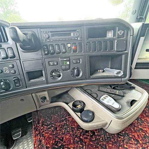 Грузовик с закрытым кузовом Scania R500: фото 23