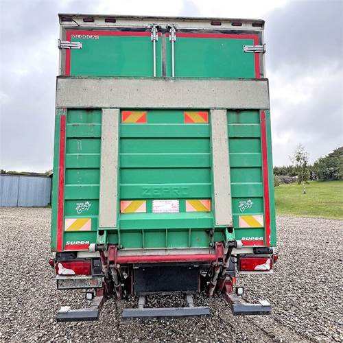 Грузовик с закрытым кузовом Scania R500: фото 16