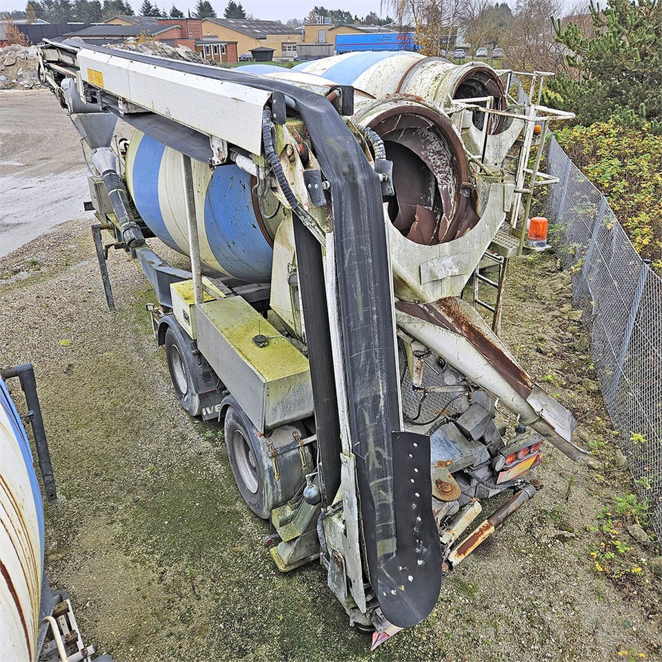 Schwing Stetter 10m3 - Полуприцеп бетоносмеситель: фото 4 Schwing Stetter 10m3 - Полуприцеп бетоносмеситель: фото 4