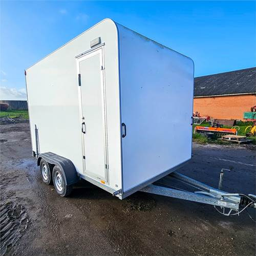 Selandia M06 - Прицеп для легкового автомобиля: фото 2 Selandia M06 - Прицеп для легкового автомобиля: фото 2