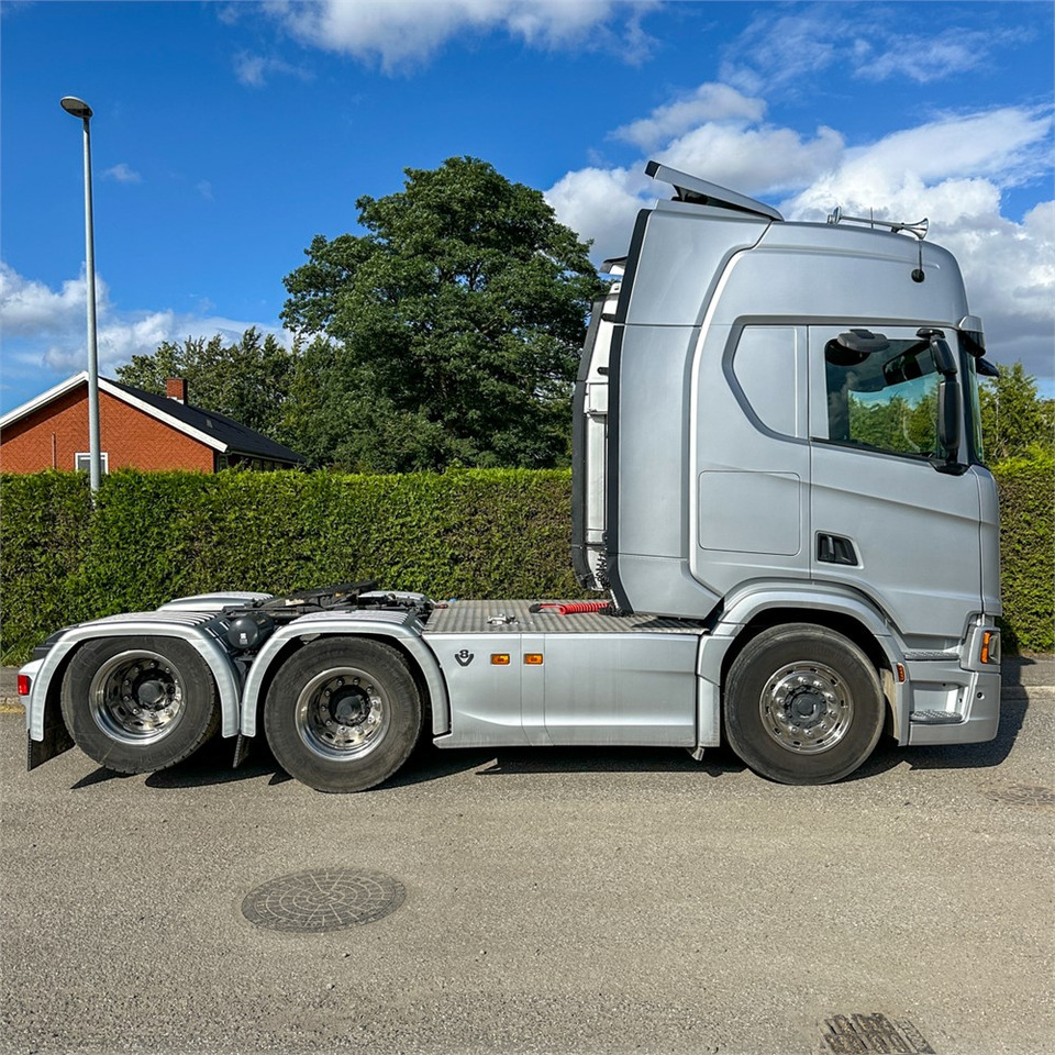 Scania R530 (A6X2NB) - Тягач: фото 3 Scania R530 (A6X2NB) - Тягач: фото 3