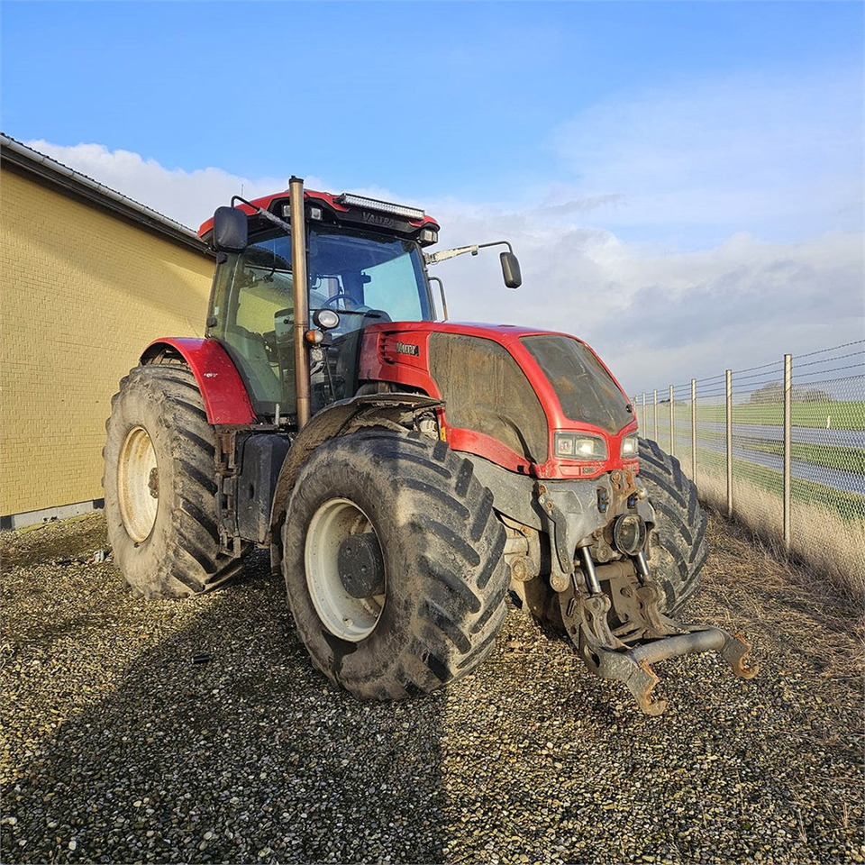Valtra S322 - Трактор: фото 3 Valtra S322 - Трактор: фото 3