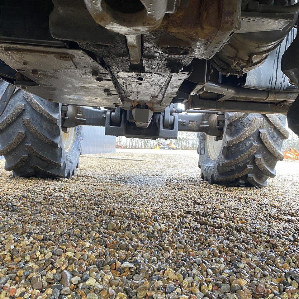 Трактор Valtra T 153: фото 28