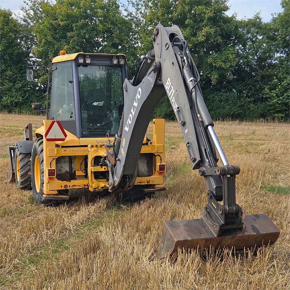 Volvo BL71 Plus - Экскаватор-погрузчик: фото 5 Volvo BL71 Plus - Экскаватор-погрузчик: фото 5
