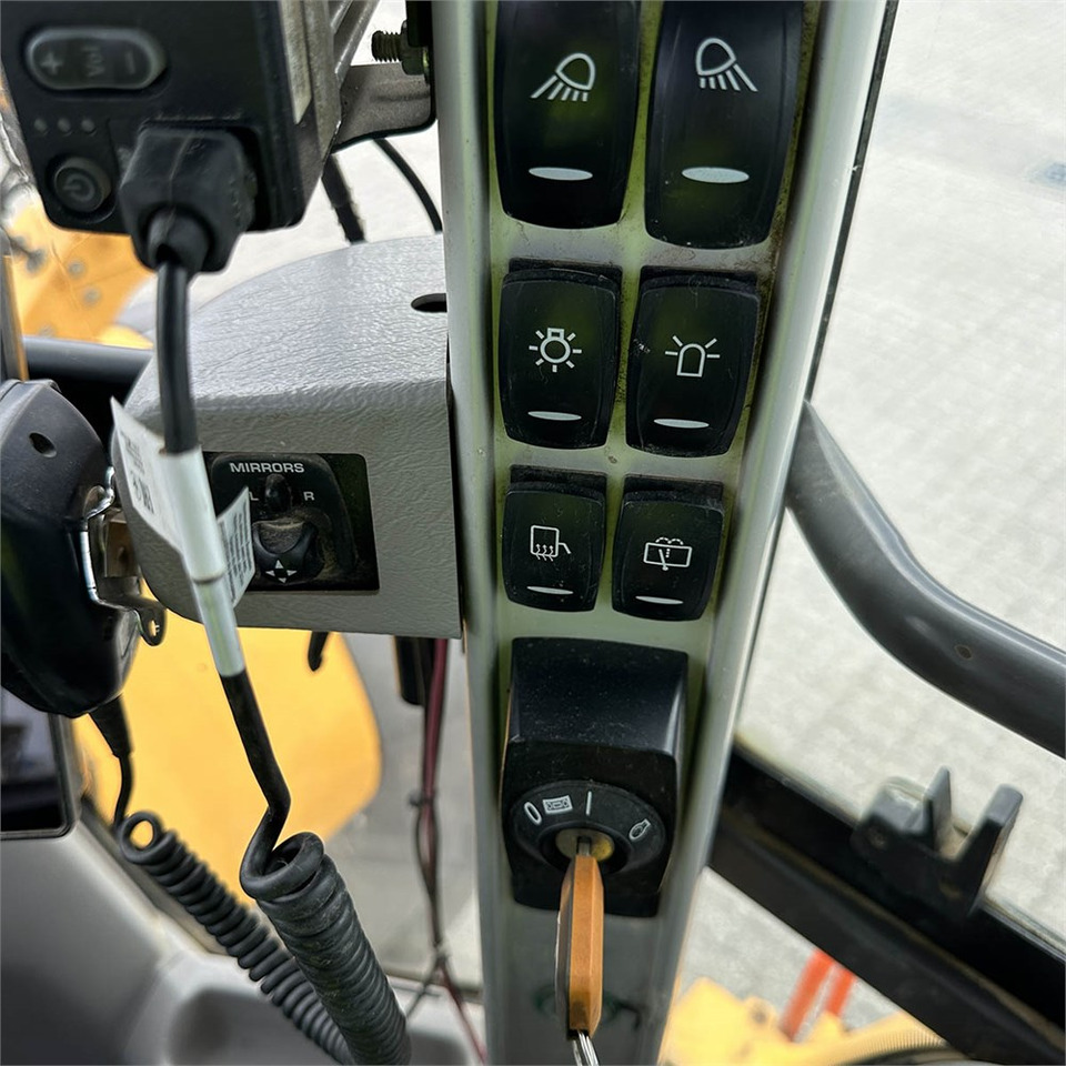 Volvo L120 H в лизинг Volvo L120 H: фото 28 Volvo L120 H в лизинг Volvo L120 H: фото 28