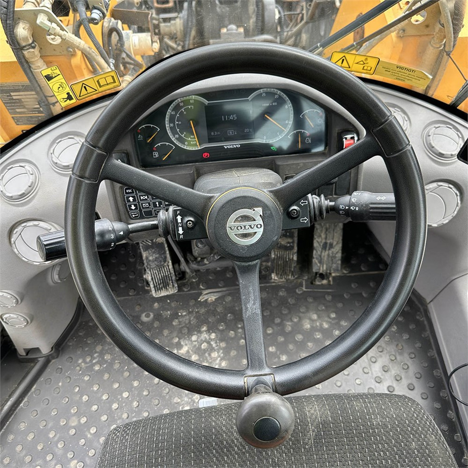 Volvo L120 H в лизинг Volvo L120 H: фото 19 Volvo L120 H в лизинг Volvo L120 H: фото 19