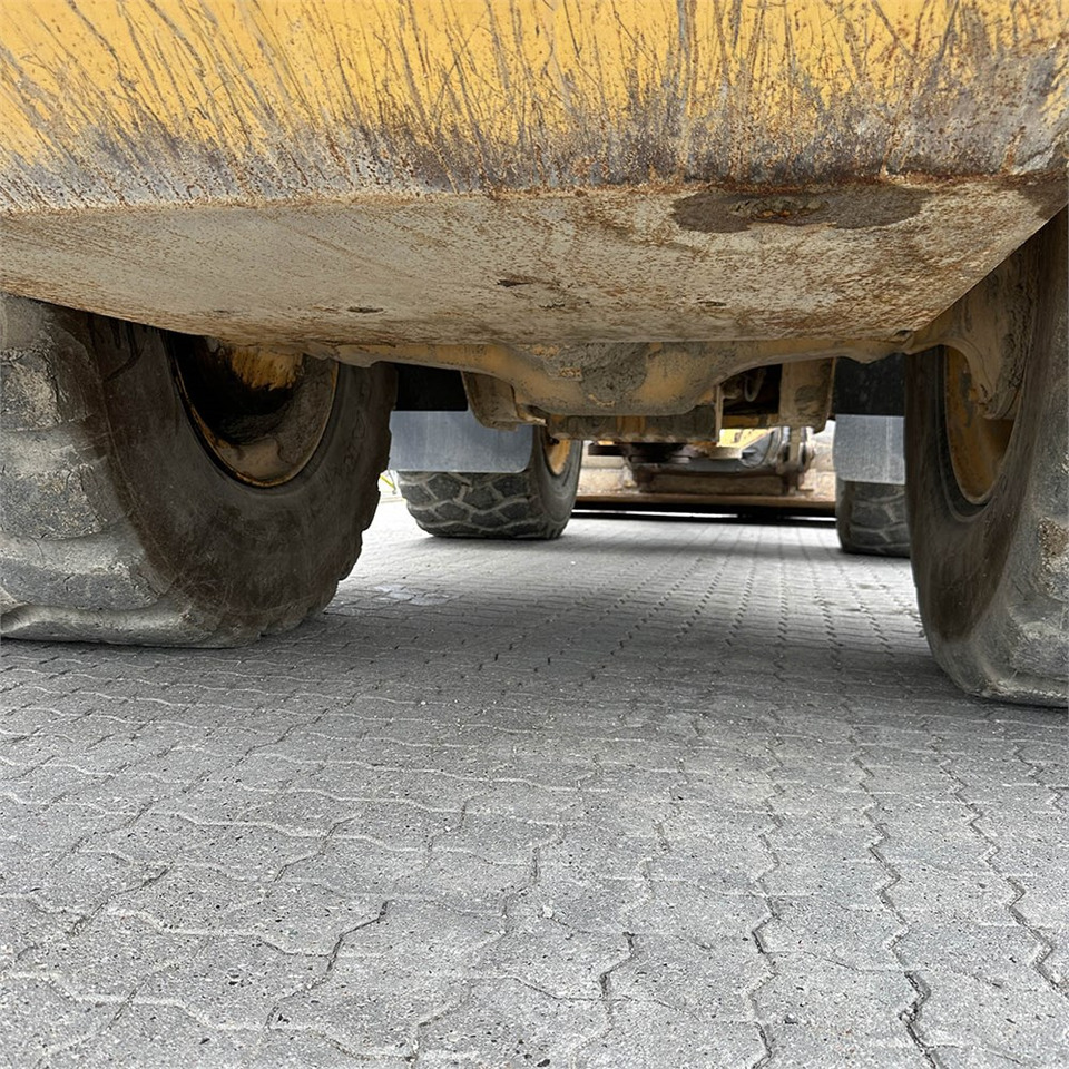 Volvo L120 H в лизинг Volvo L120 H: фото 47 Volvo L120 H в лизинг Volvo L120 H: фото 47