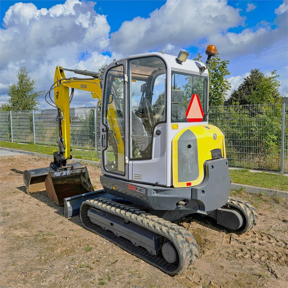 Wacker Neuson 38 Z3 - Мини-экскаватор: фото 1 Wacker Neuson 38 Z3 - Мини-экскаватор: фото 1