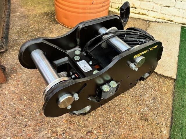 ENGCON ATTACHE RAPIDE S 60 - Сцепное устройство для Строительной техники: фото 3 ENGCON ATTACHE RAPIDE S 60 - Сцепное устройство для Строительной техники: фото 3