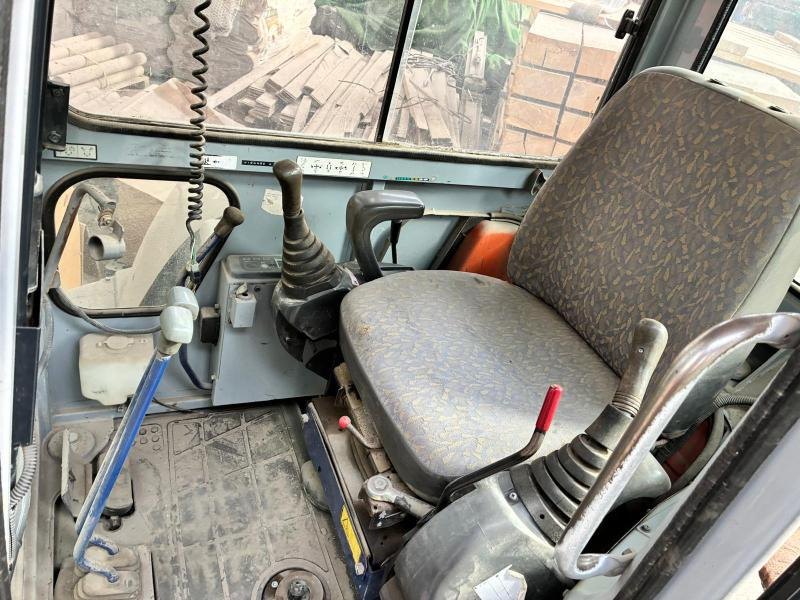 Hitachi EX 50-U - Мини-экскаватор: фото 3 Hitachi EX 50-U - Мини-экскаватор: фото 3