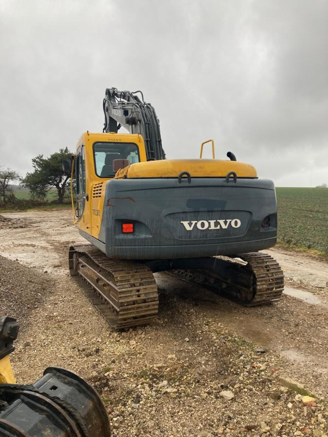 Volvo EC 140LC - Гусеничный экскаватор: фото 3 Volvo EC 140LC - Гусеничный экскаватор: фото 3
