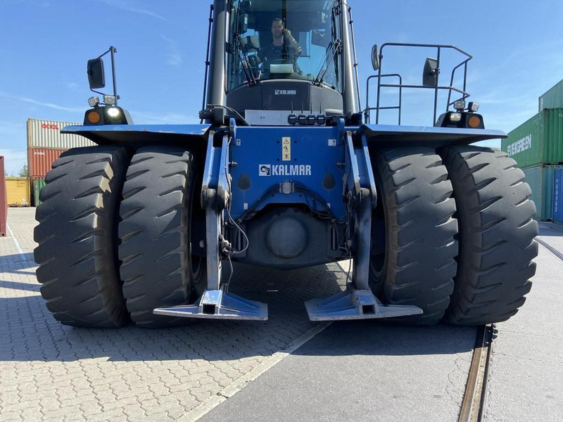 Kalmar DRG450-82S5HCXS - Ричстакер: фото 5 Kalmar DRG450-82S5HCXS - Ричстакер: фото 5